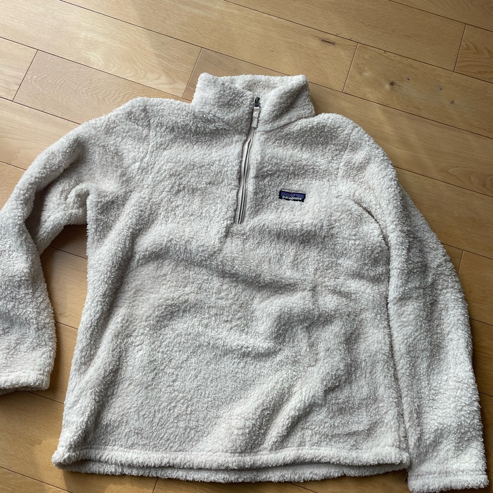 Patagonia Cream Fleece Pullover